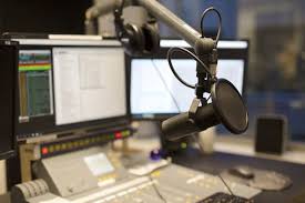 portada de la convocatoria de radio